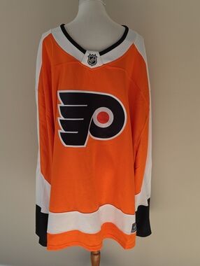 Philadelphia Flyers Orange Hockey Jersey Brand New